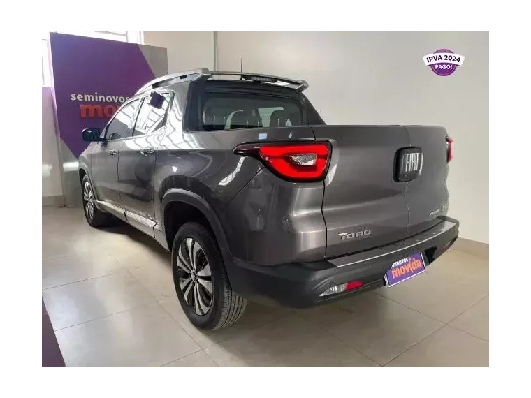 Fiat Toro Cinza 1