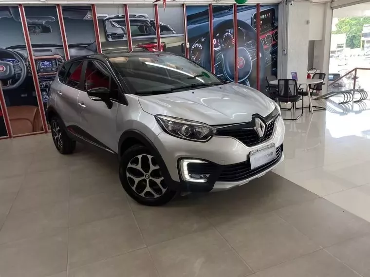 Renault Captur Prata 3