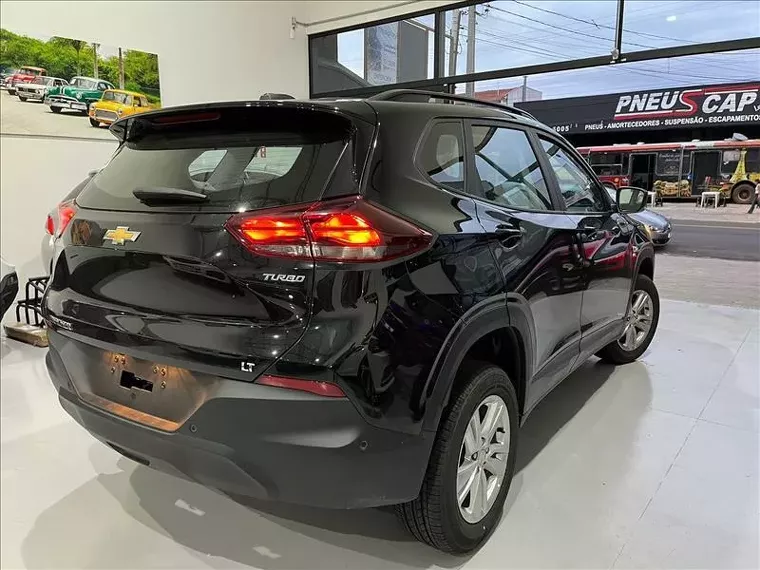 Chevrolet Tracker Preto 5