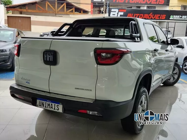 Fiat Toro Branco 10