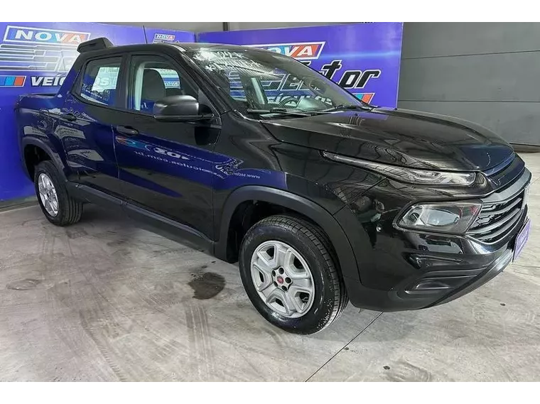 Fiat Toro Preto 1