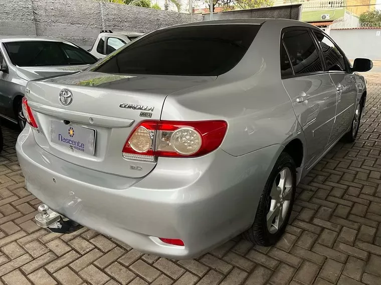 Toyota Corolla Prata 6