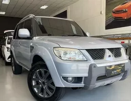 Mitsubishi Pajero TR4