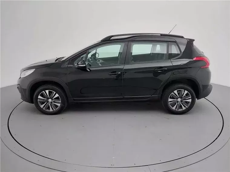 Peugeot 2008 Preto 11