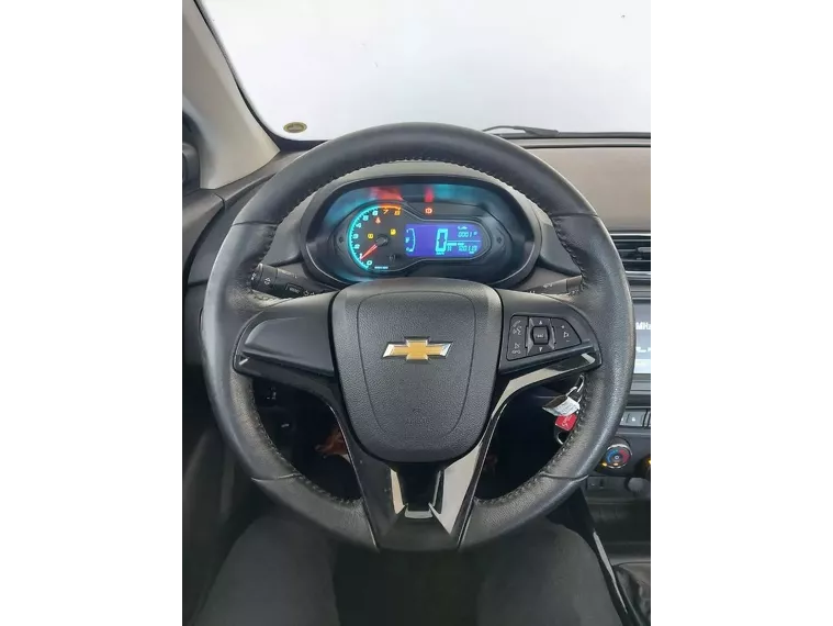 Chevrolet Prisma Preto 5