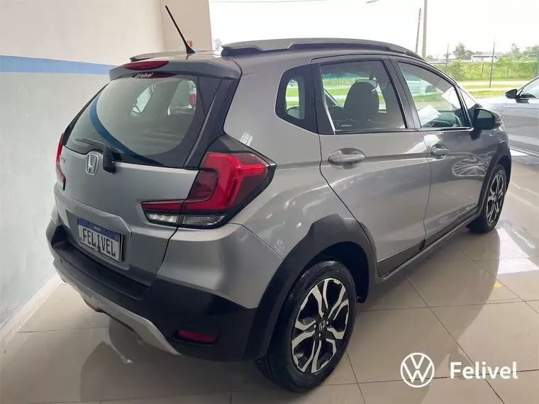 Honda WR-V Prata 2