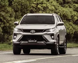 Toyota Hilux SW4