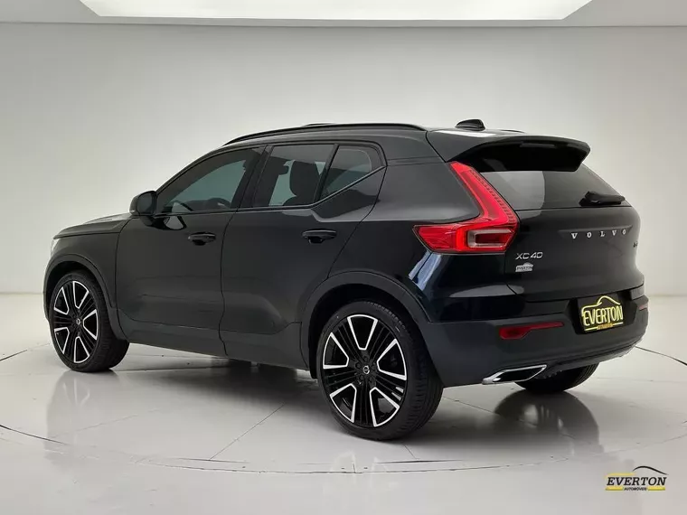 Volvo XC40 Preto 18