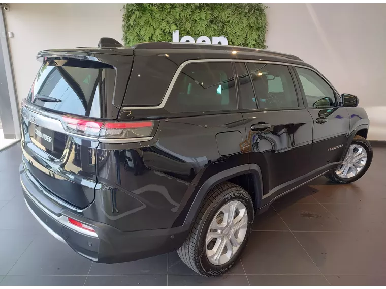 Jeep Commander Prata 8