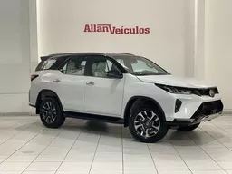 Toyota Hilux SW4