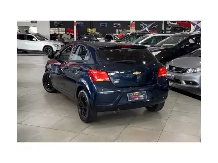 Chevrolet Onix Azul 7