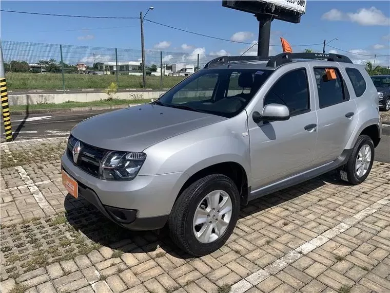 Renault Duster Prata 10