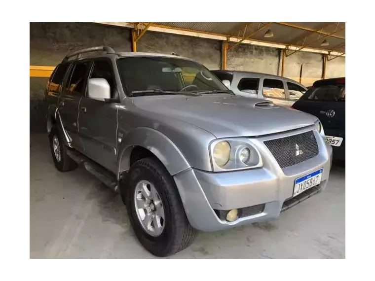 Mitsubishi Pajero Sport Prata 7