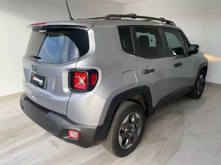 Jeep Renegade Prata 12