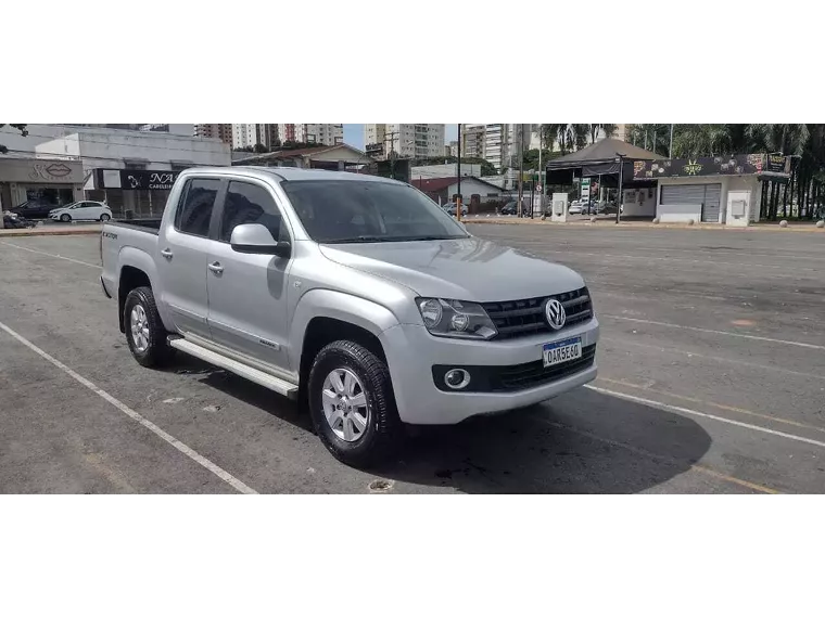 Volkswagen Amarok Prata 17