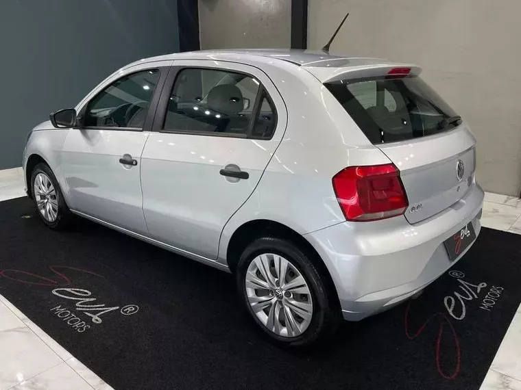 Volkswagen Gol Prata 7