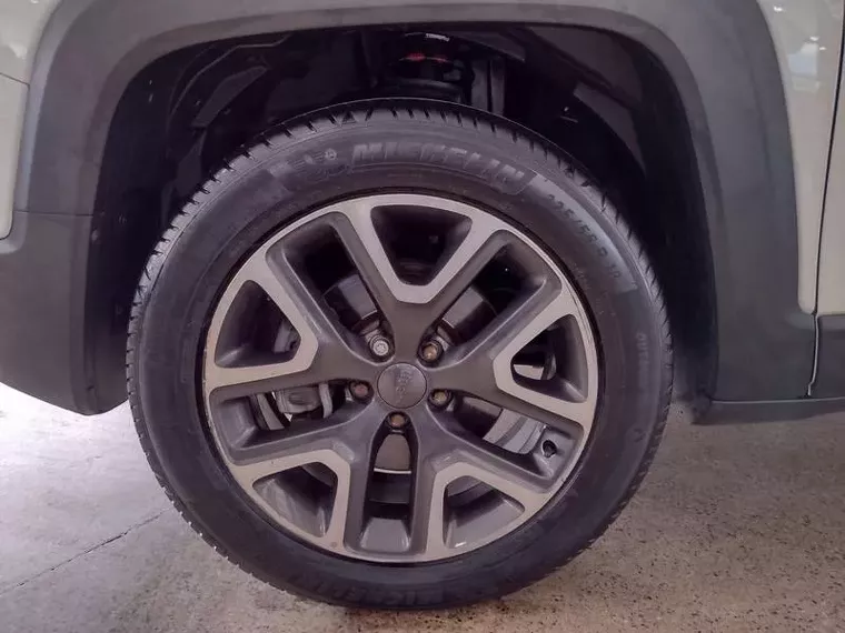 Jeep Renegade Branco 18