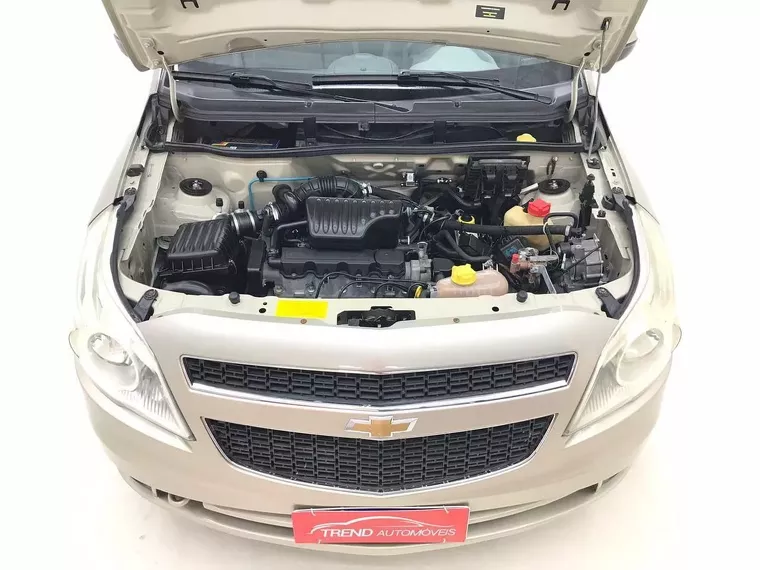 Chevrolet Agile Bege 13