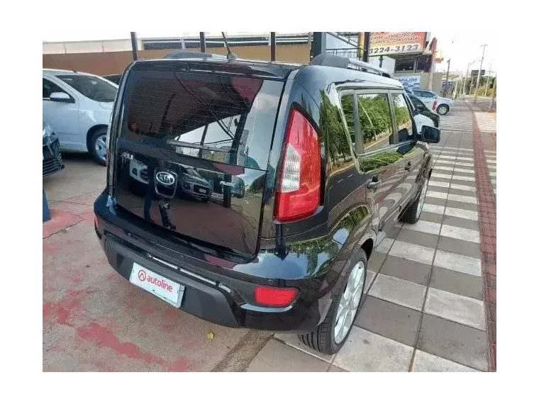 KIA Soul Preto 9