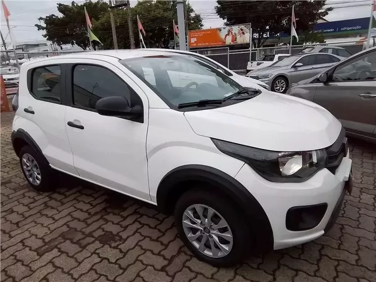 Fiat Mobi Branco 7