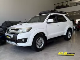 Toyota Hilux SW4