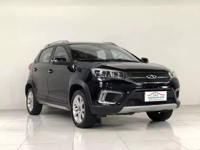 Chery Tiggo 2 Preto 14