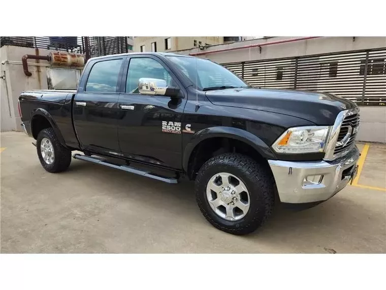 RAM 2500 Preto 2