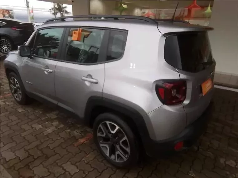 Jeep Renegade Prata 12