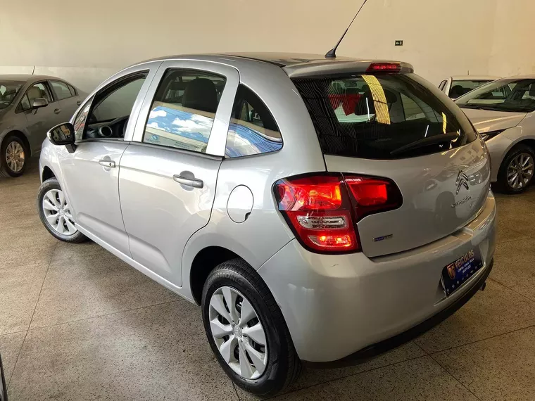 Citroën C3 Prata 10