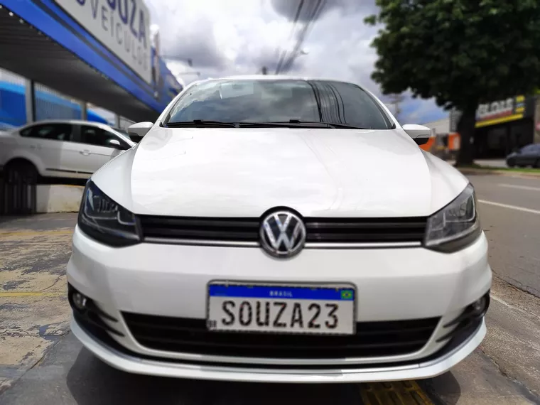 Volkswagen Fox Branco 9