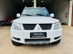 Mitsubishi Pajero TR4