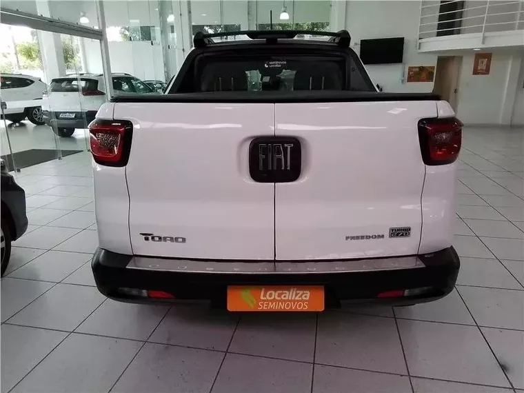 Fiat Toro Branco 6