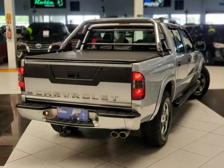 Chevrolet S10 Prata 14