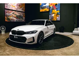 BMW 320i