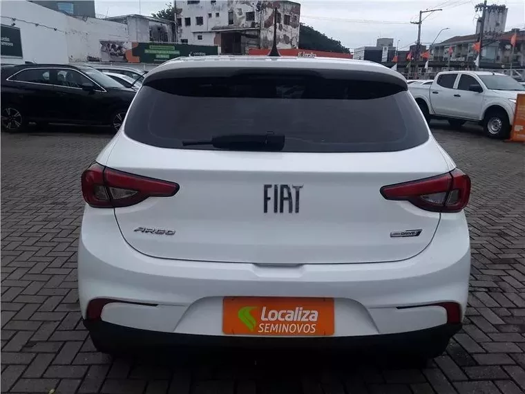 Fiat Argo Branco 8