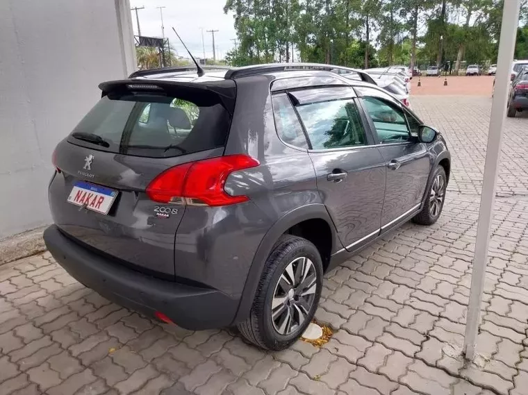 Peugeot 2008 Cinza 12