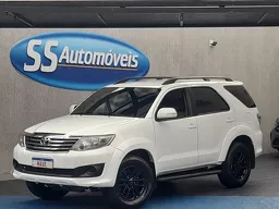 Toyota Hilux SW4