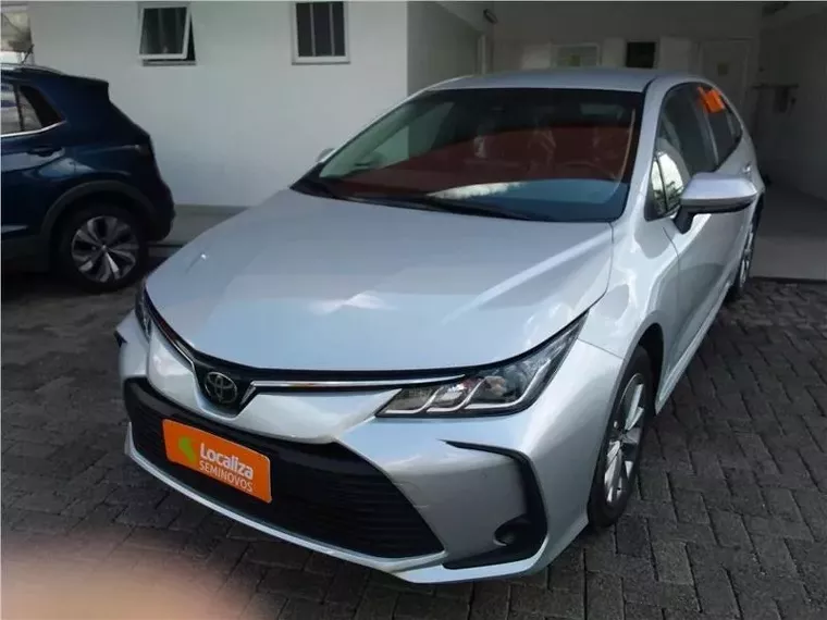 Toyota Corolla Prata 1