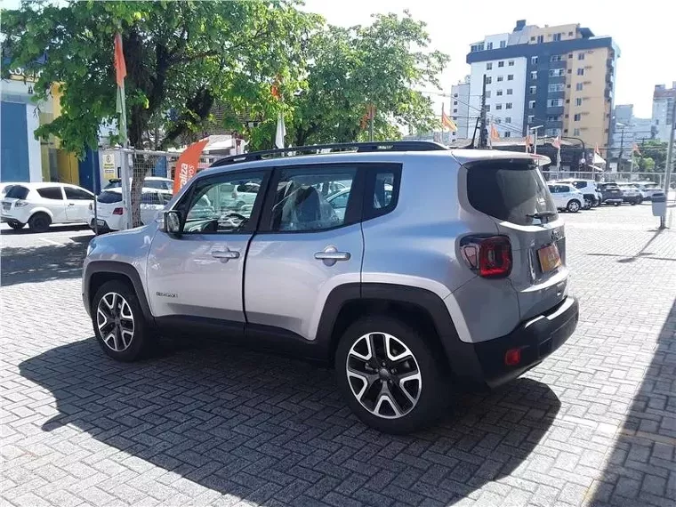 Jeep Renegade Prata 10