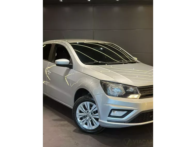 Volkswagen Gol Prata 4