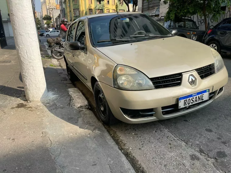 Renault Clio Bege 1