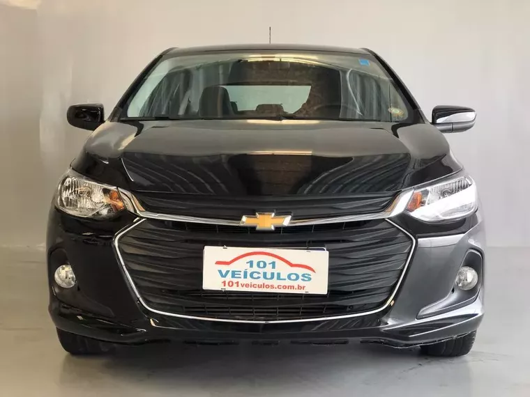 Chevrolet Onix Preto 5