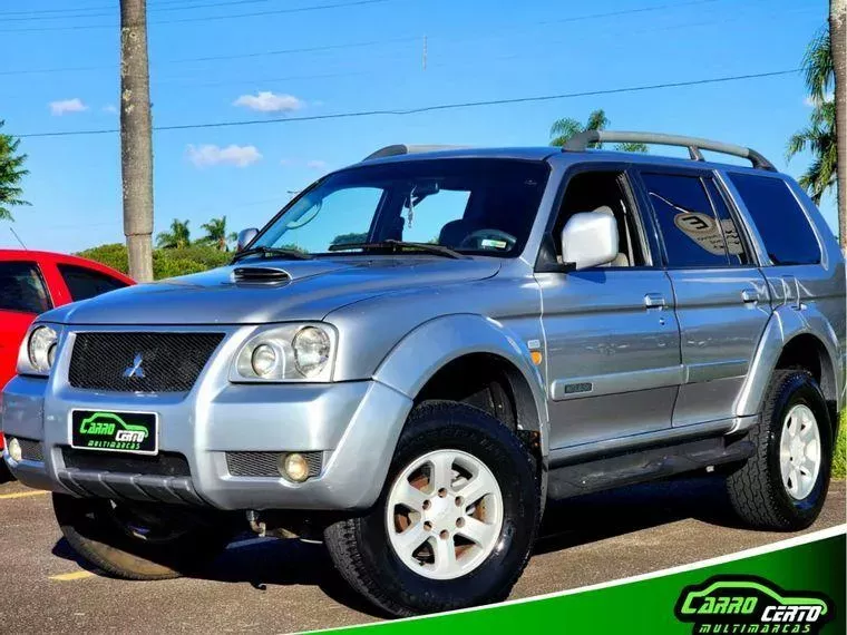 Mitsubishi Pajero Prata 8