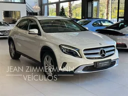 Mercedes-benz GLA 200