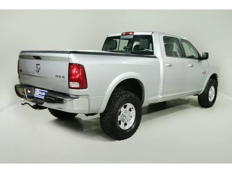 Dodge RAM Prata 15