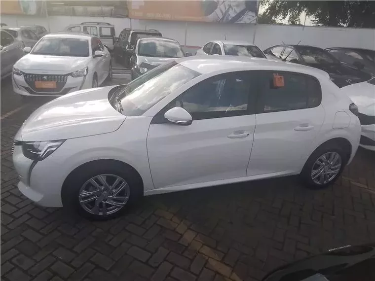 Peugeot 208 Branco 5