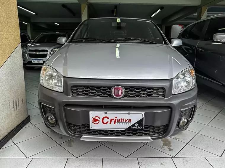 Fiat Strada Prata 2