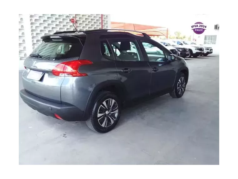 Peugeot 2008 Cinza 2