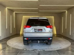 Mitsubishi Pajero Dakar