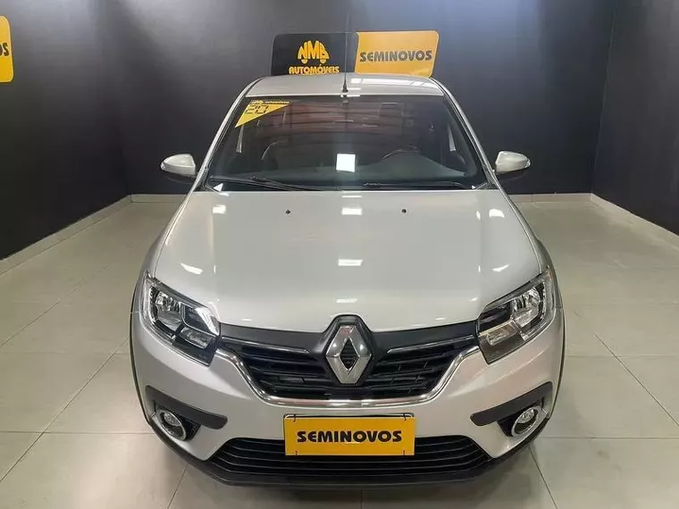 Renault Logan Prata 9